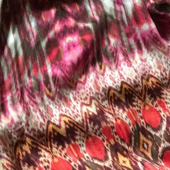 Velvet by Graham and Spencer Blanca Jumper. - Picture 5 of 8